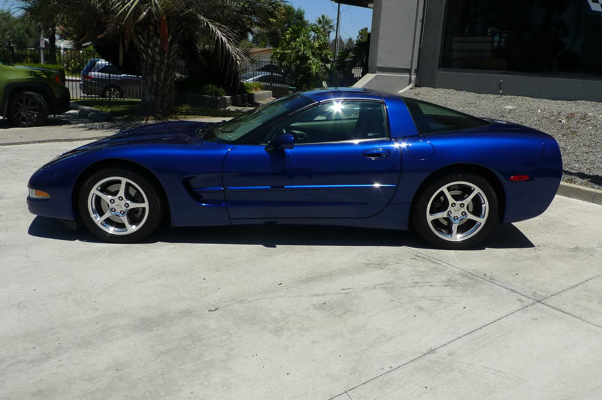 Chevrolet Corvette Image 4