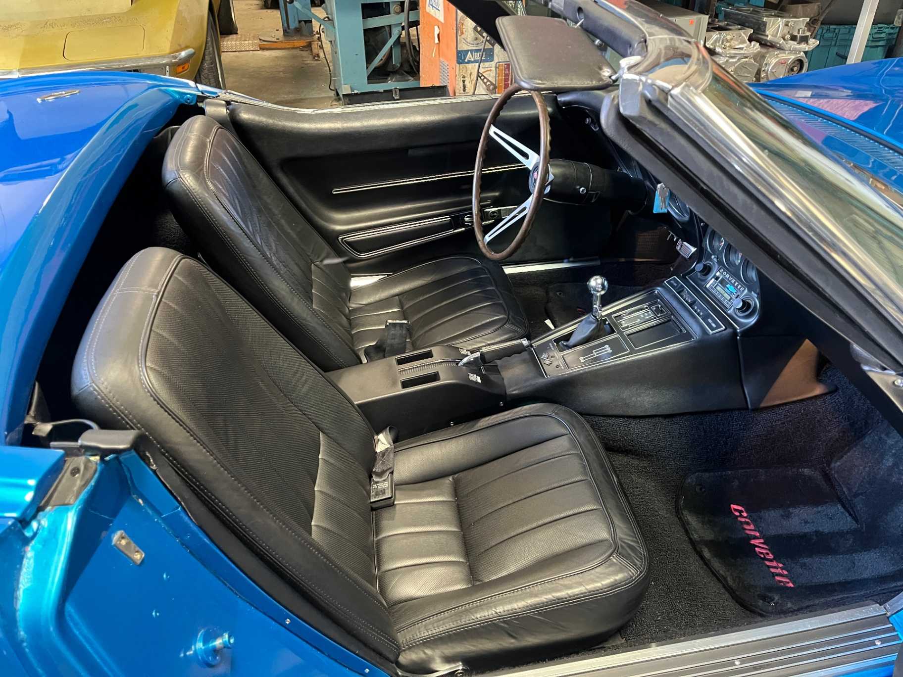 Chevrolet Corvette Image 41