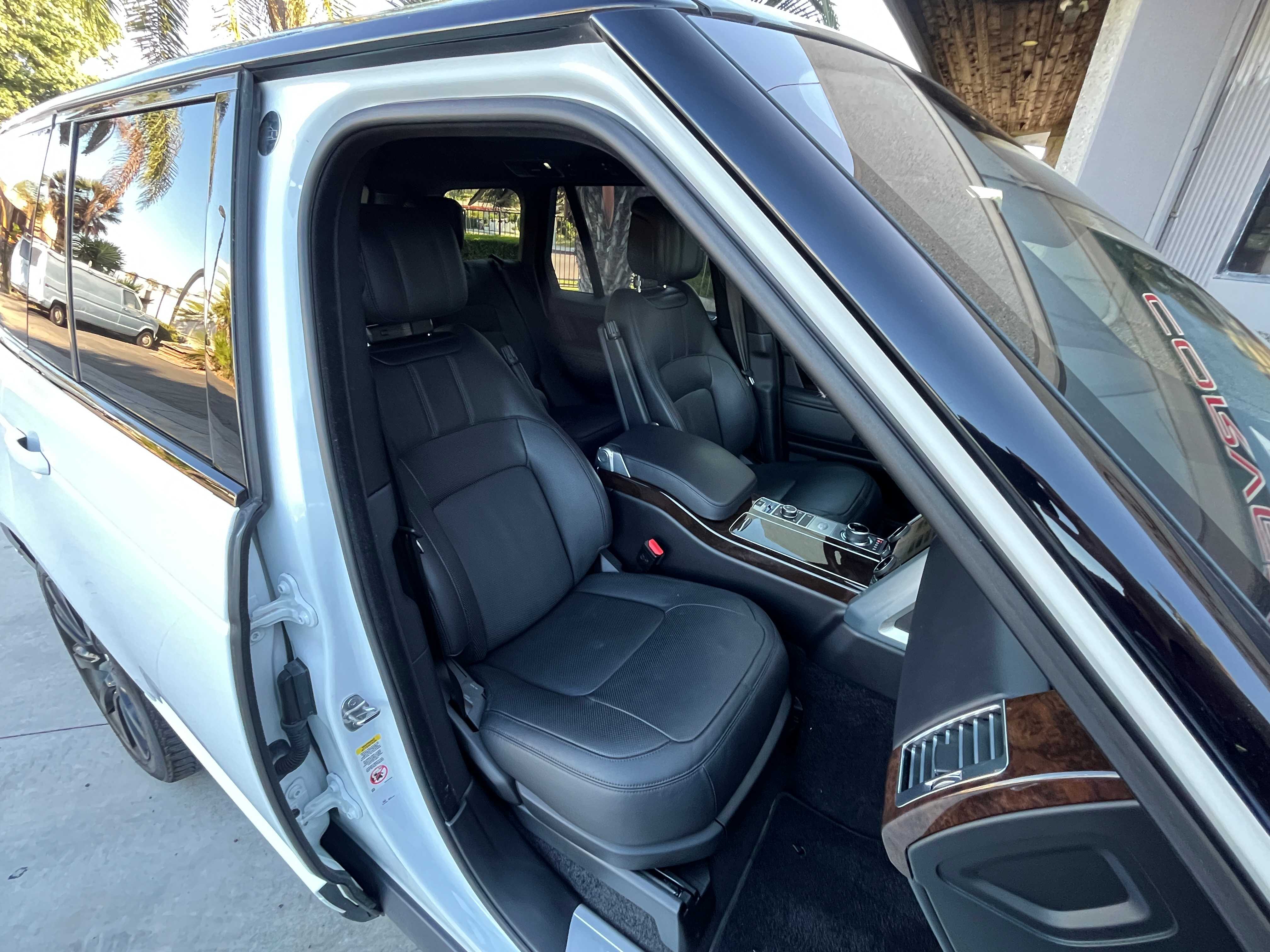 Land Rover Range Rover Image 28