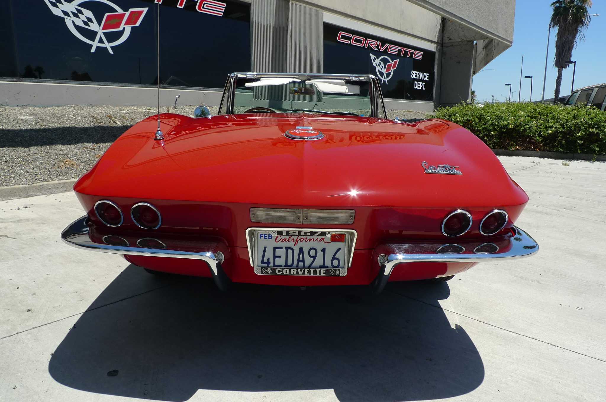 Chevrolet Corvette Image 33