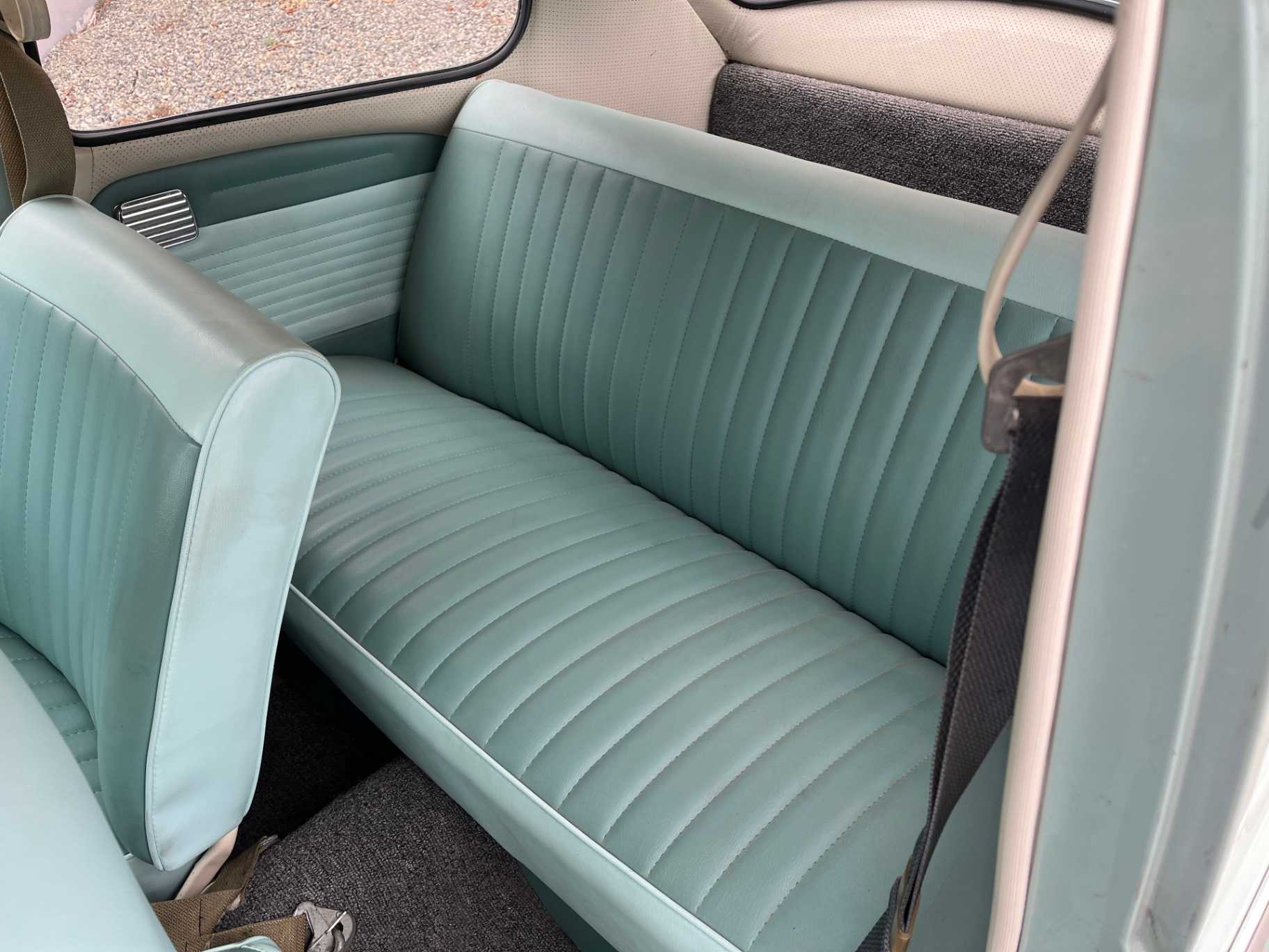 Volkswagen Beetle Image 34