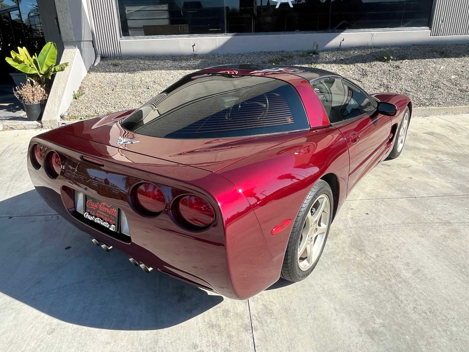 Chevrolet Corvette Image 21