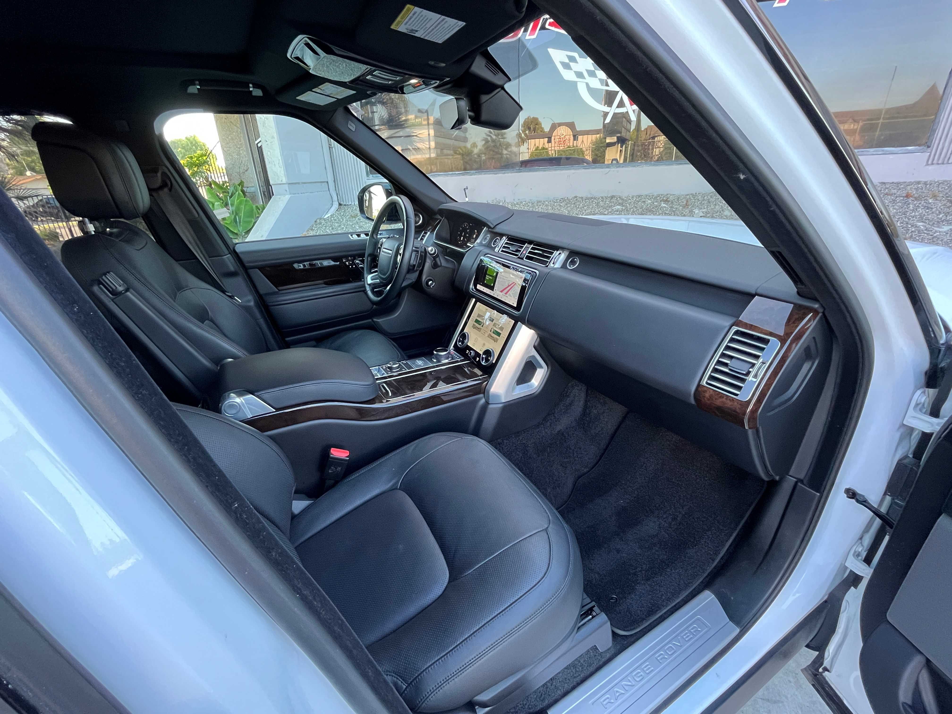 Land Rover Range Rover Image 26