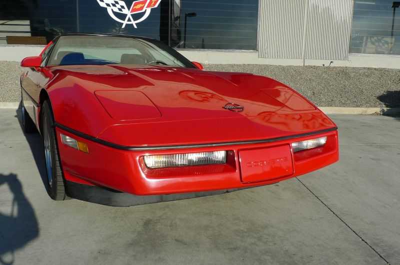 Chevrolet Corvette Image 6