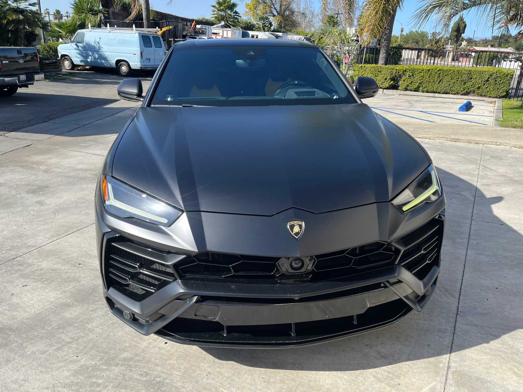 Lamborghini Urus Image 8
