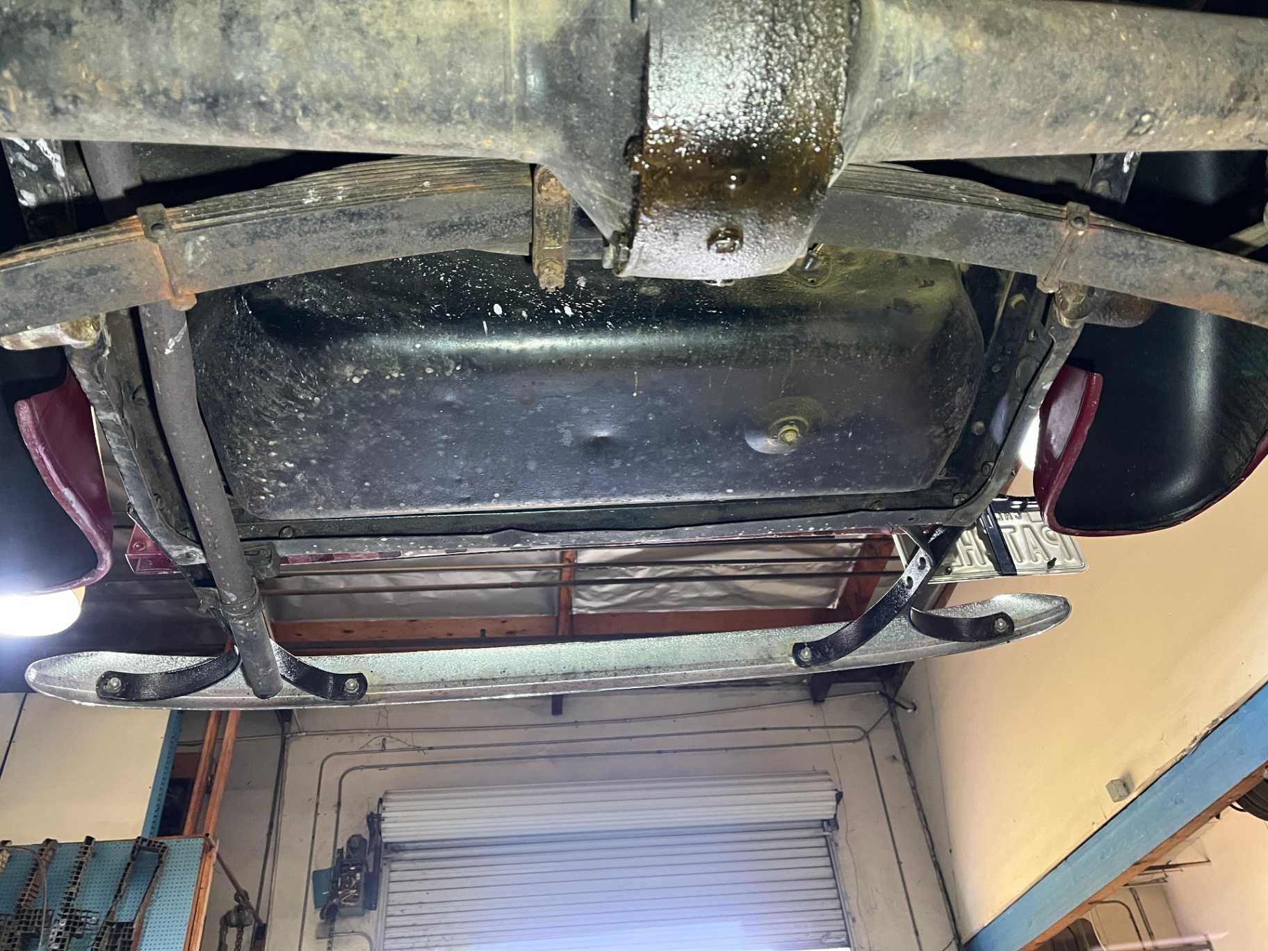 Ford pickup Image 41