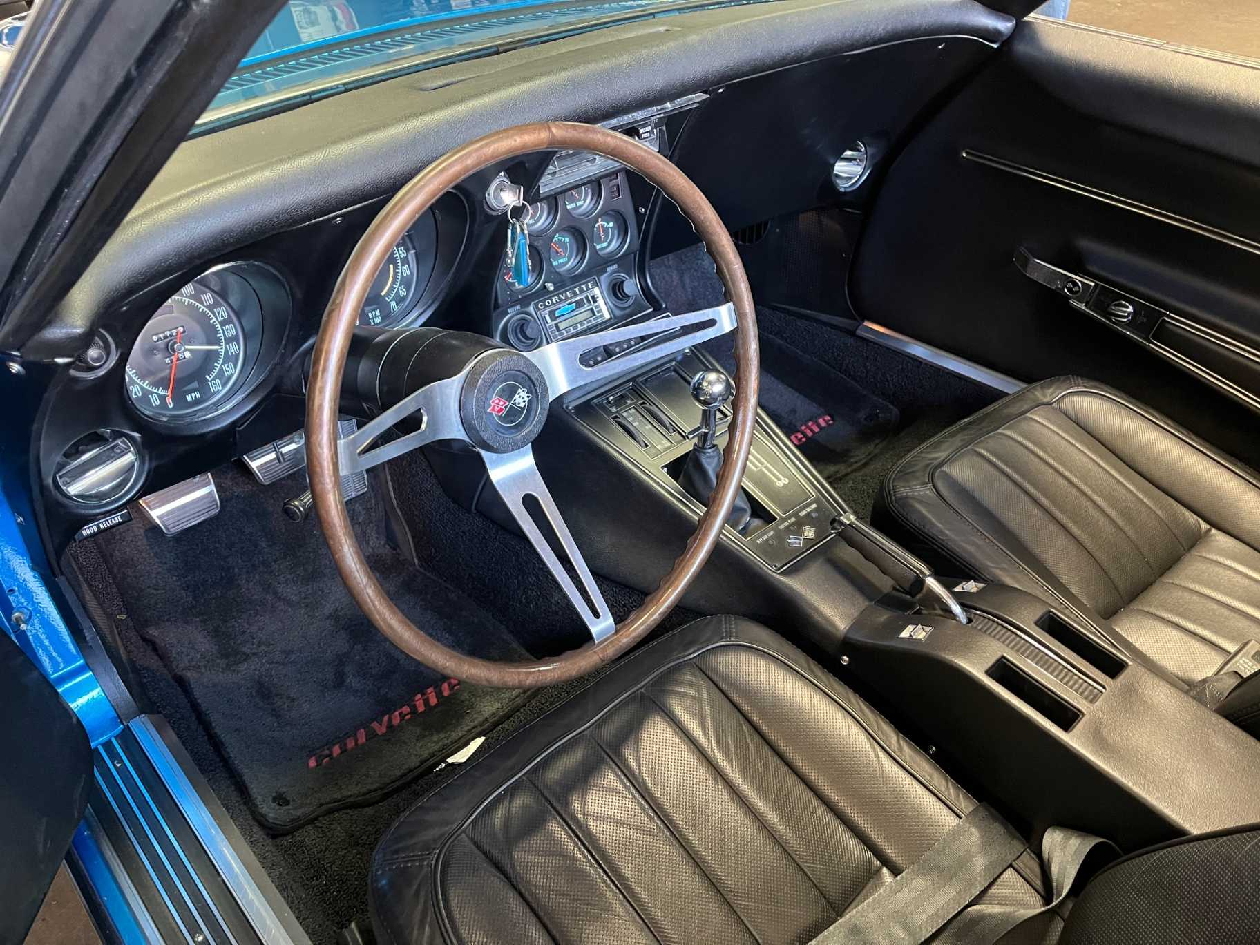 Chevrolet Corvette Image 32