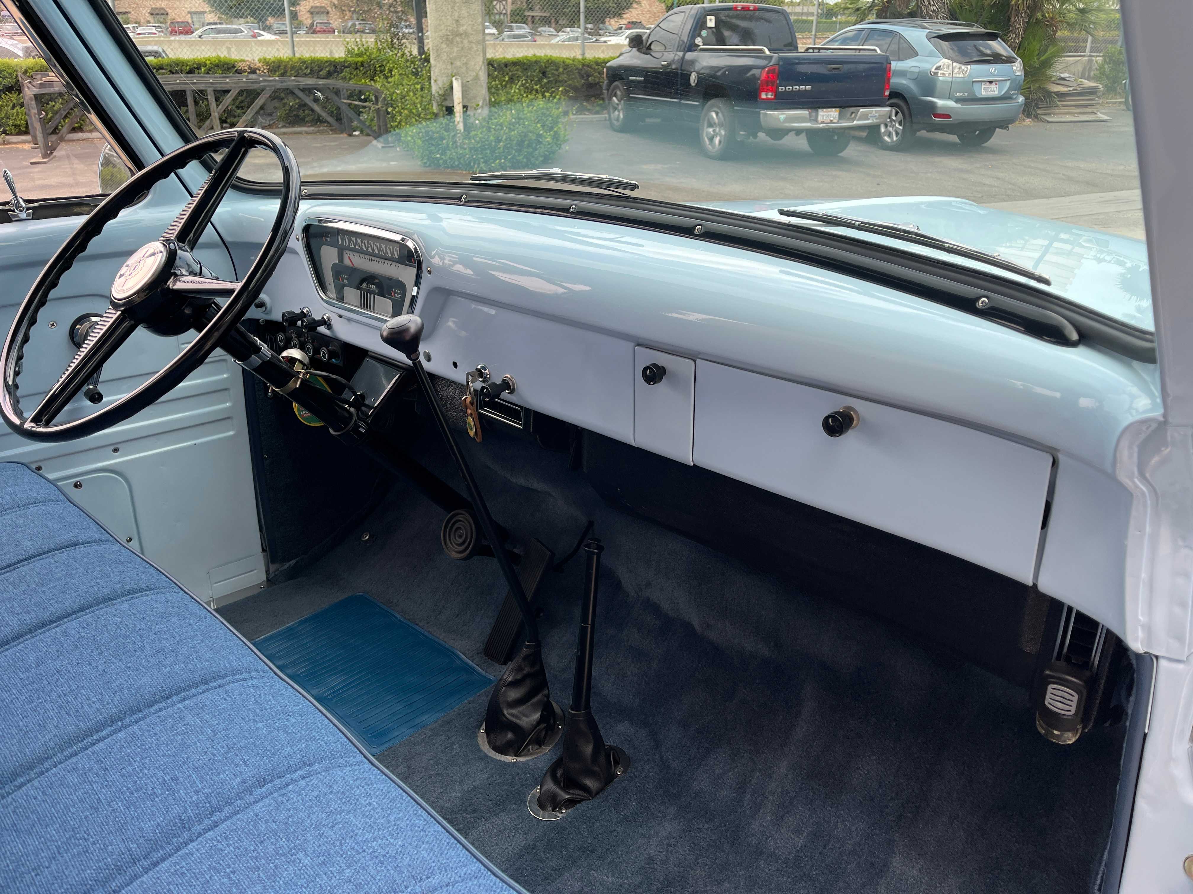 Ford F-100 Image 37
