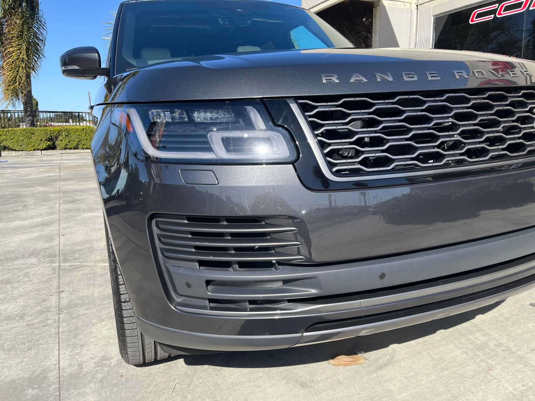 Land Rover Range Rover Image 12