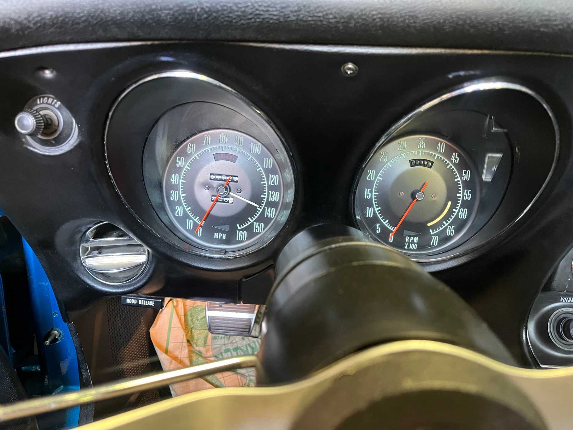 Chevrolet Corvette Image 30