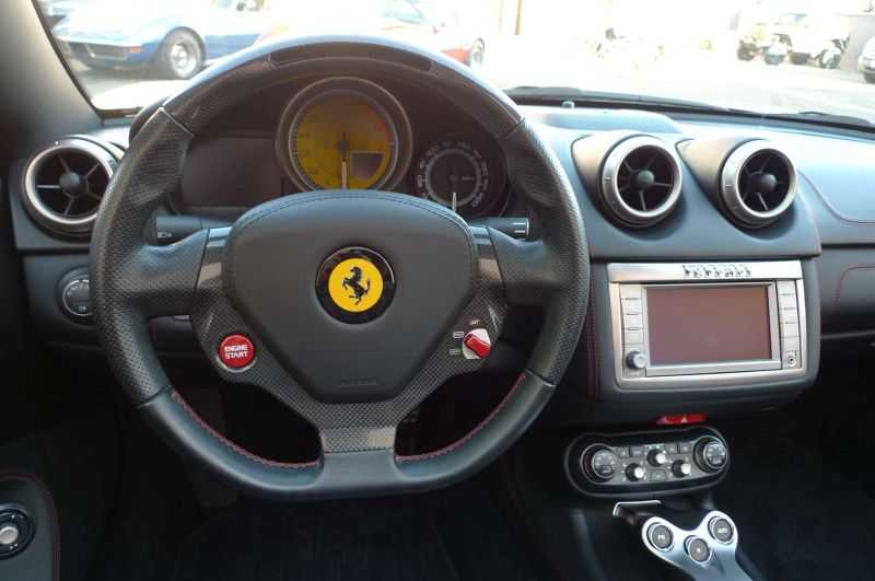 Ferrari California Image 22