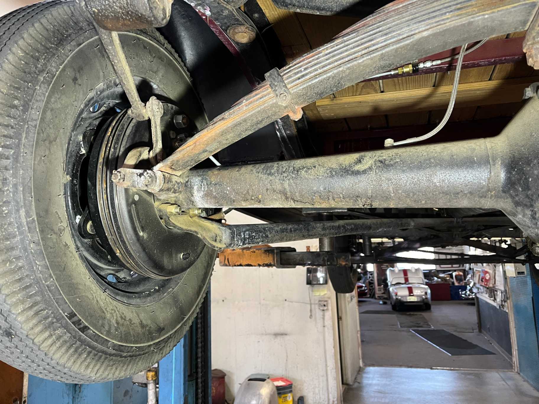 Ford pickup Image 57