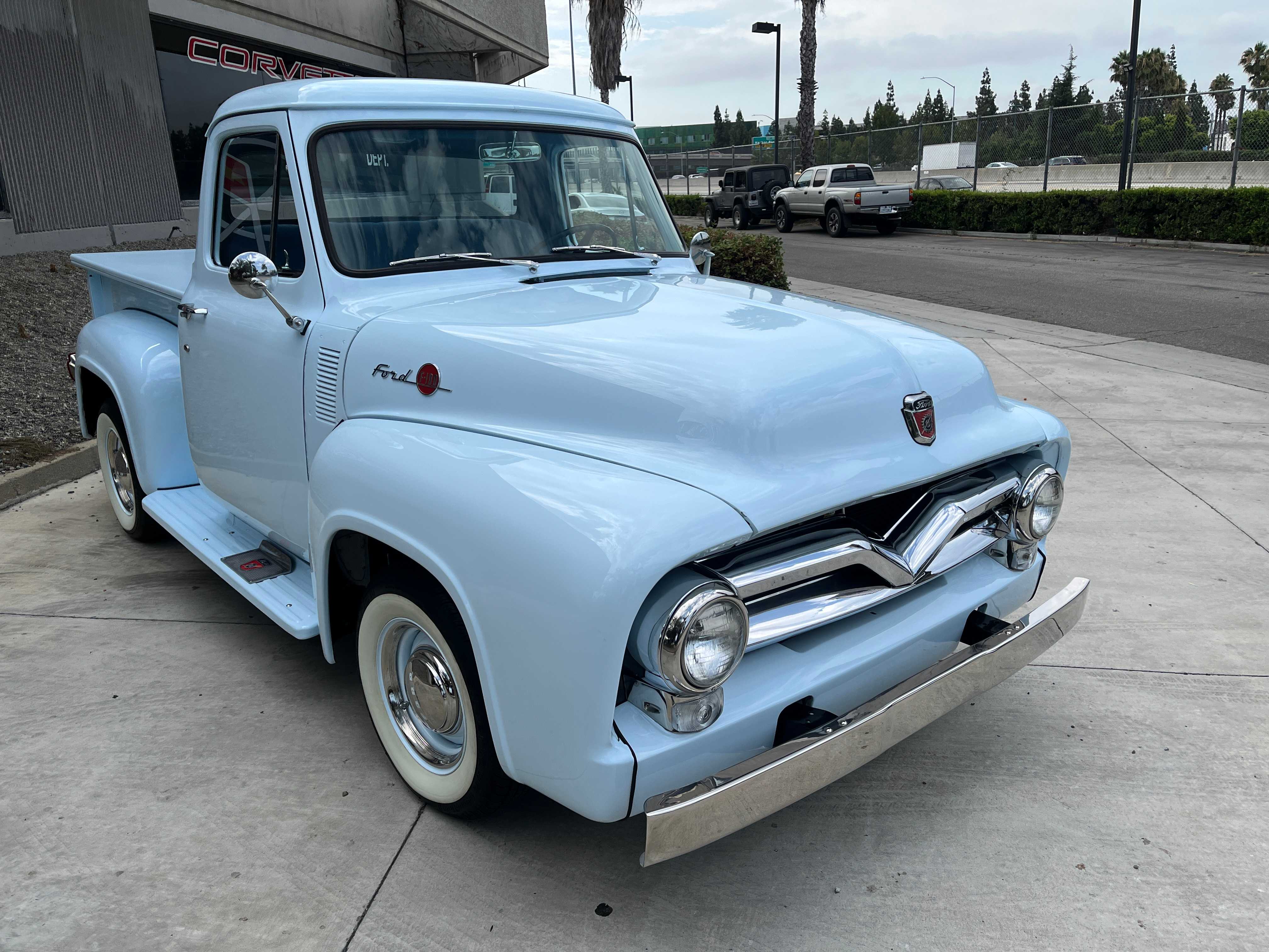 Ford F-100 Image 24
