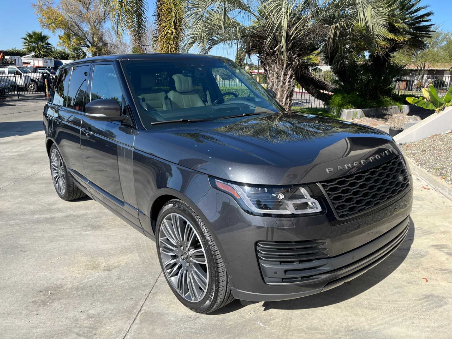 Land Rover Range Rover Image 15