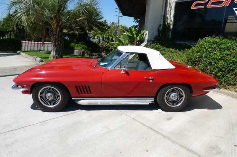 Chevrolet Corvette Image 6