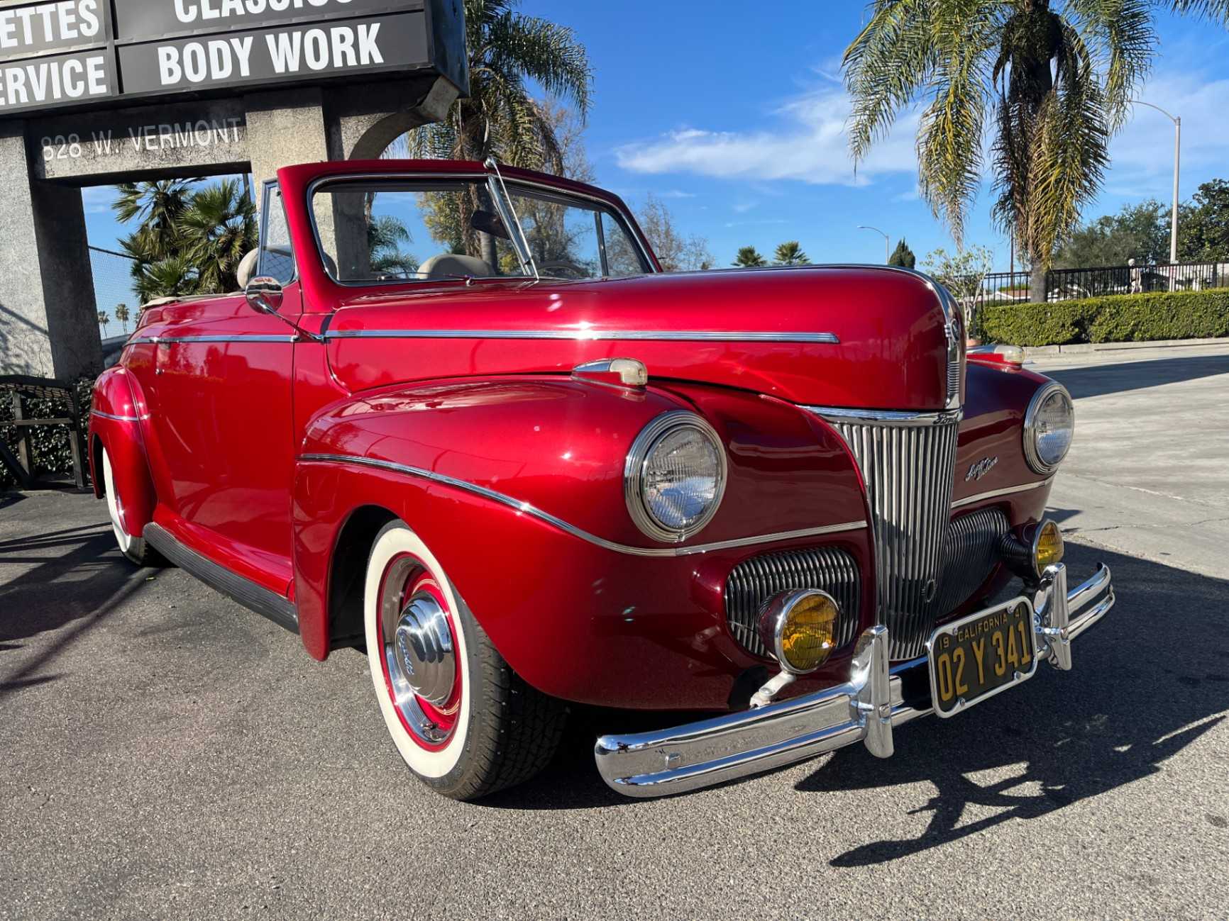 Ford Super Delux Image 19