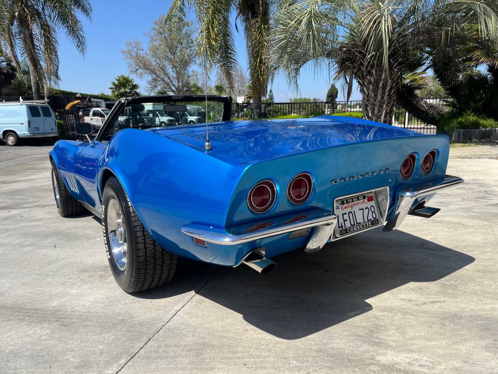 Chevrolet Corvette Image 21