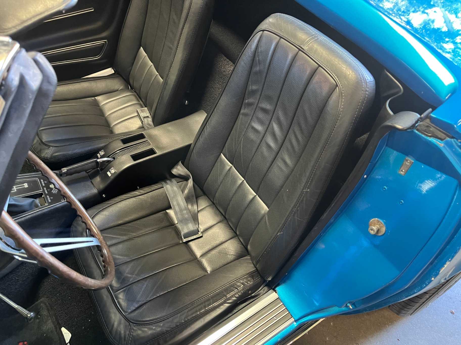 Chevrolet Corvette Image 33