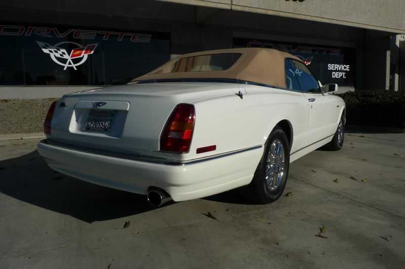 Bentley Azure Image 13