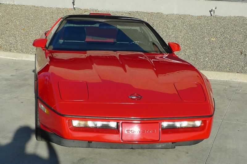 Chevrolet Corvette Image 3