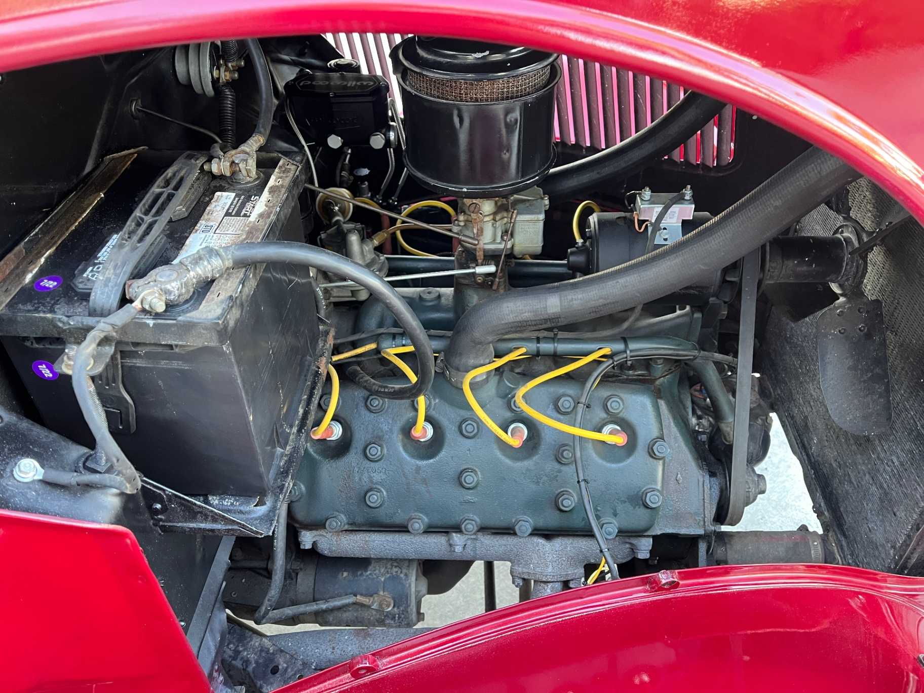 Ford pickup Image 27