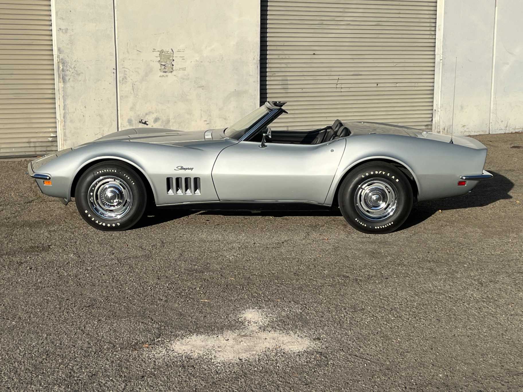 Chevrolet Corvette Image 19