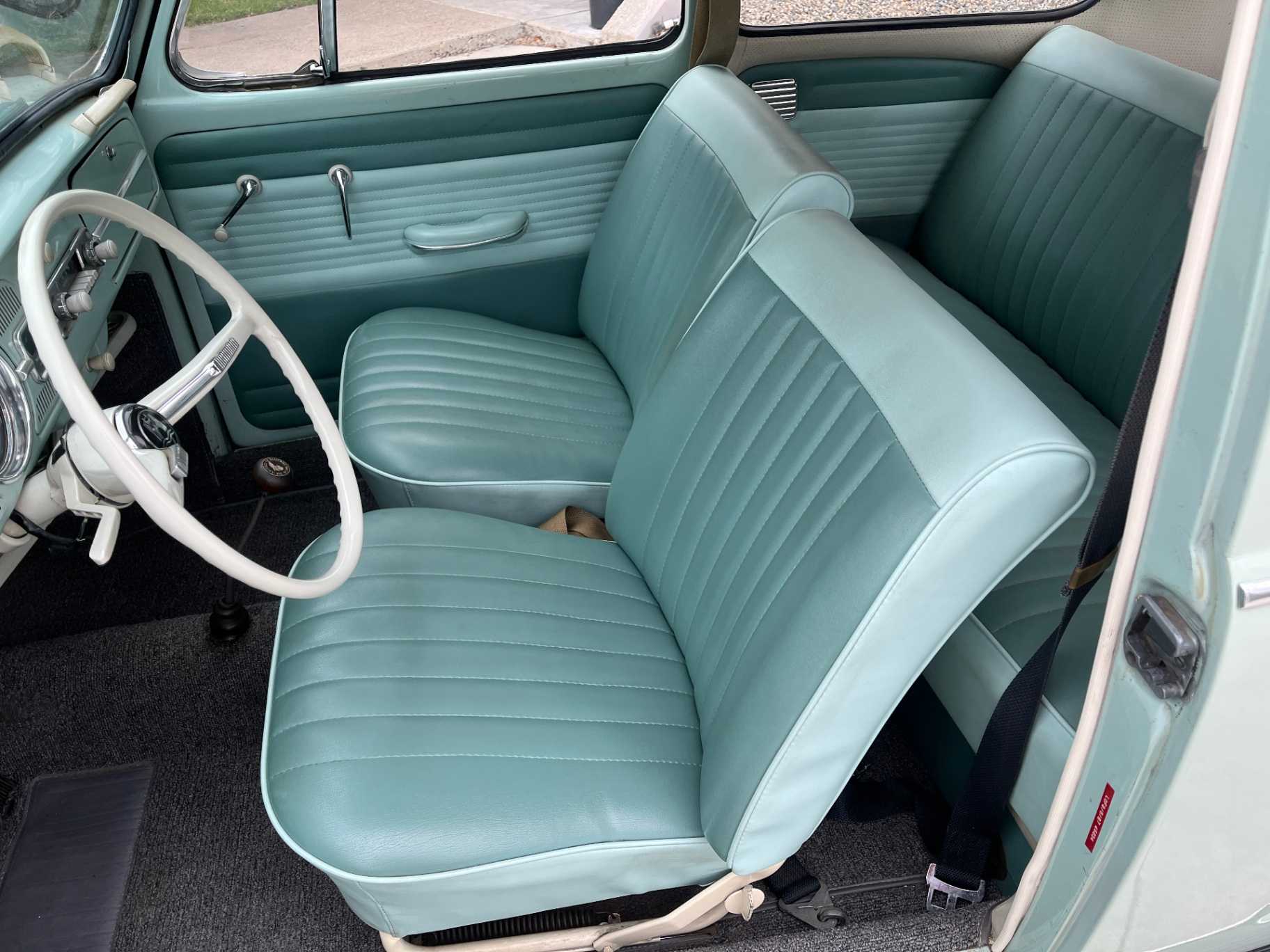 Volkswagen Beetle Image 39