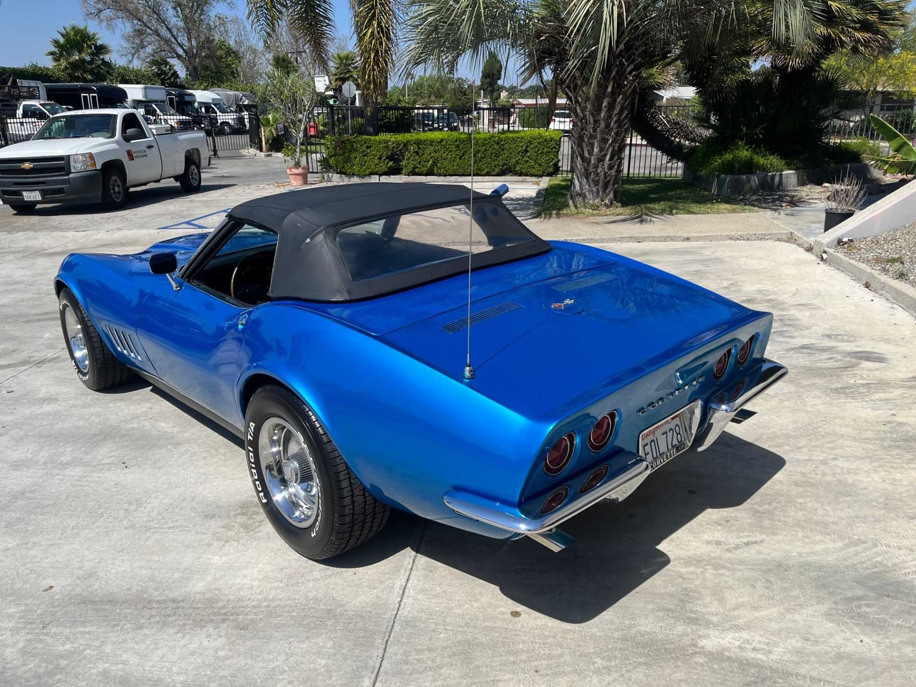 Chevrolet Corvette Image 14