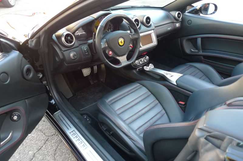 Ferrari California Image 11