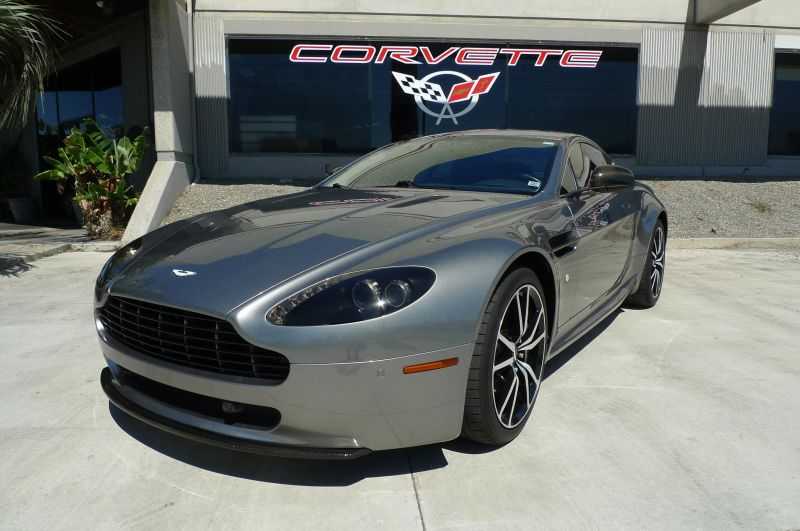 Aston Martin V8 Vantage Image 1