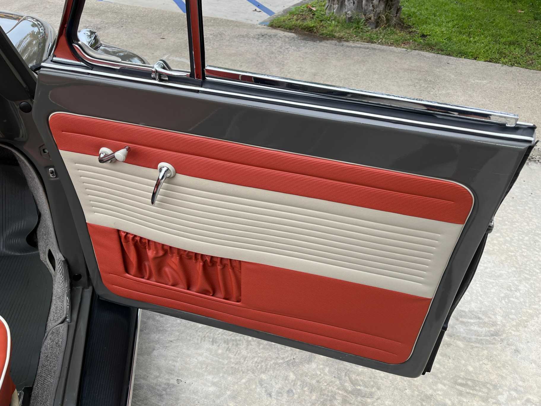 Volkswagen Beetle Image 34