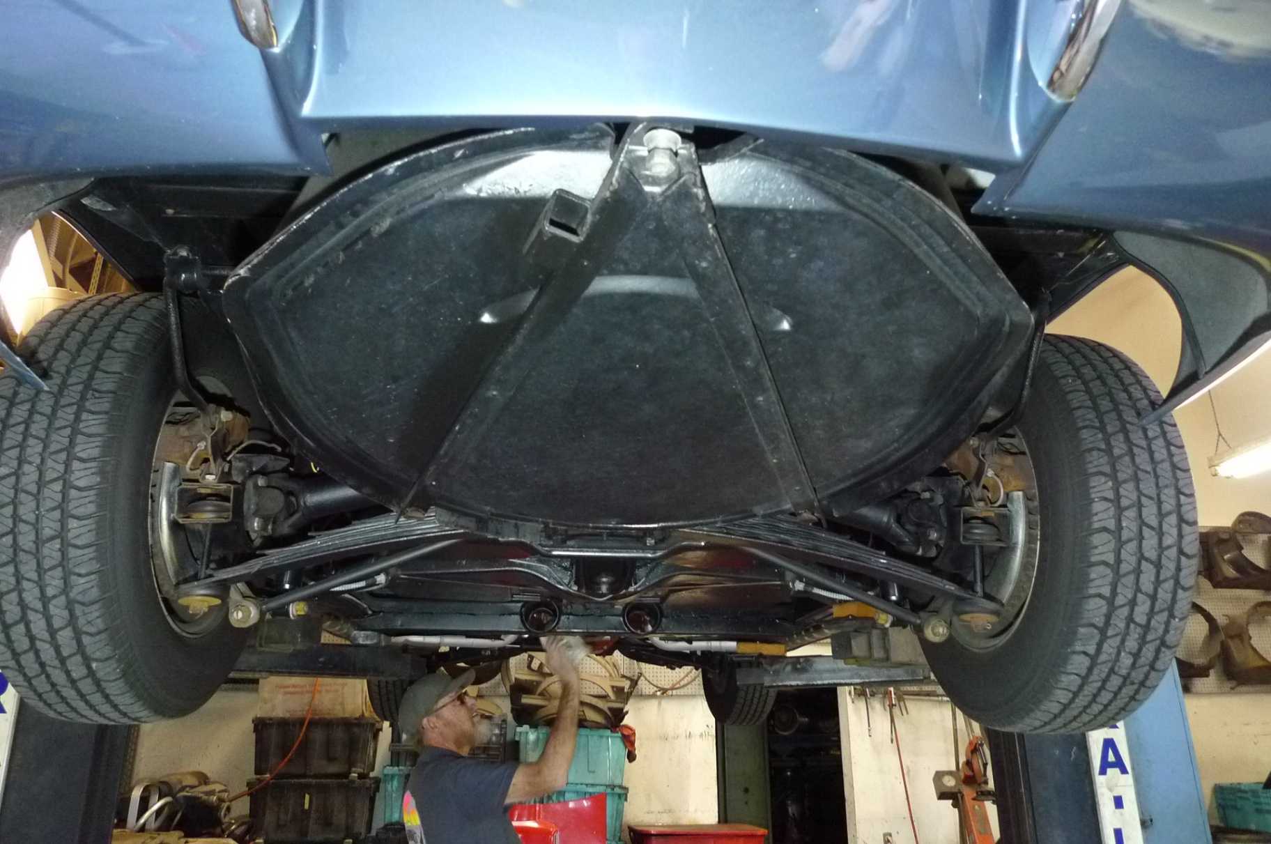 Chevrolet Corvette Image 25