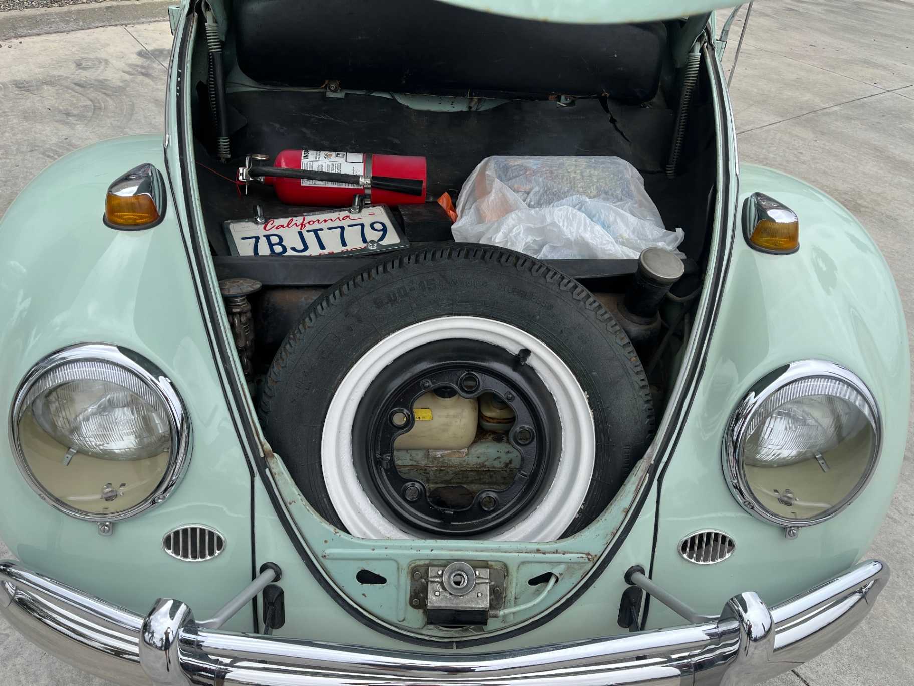 Volkswagen Beetle Image 25