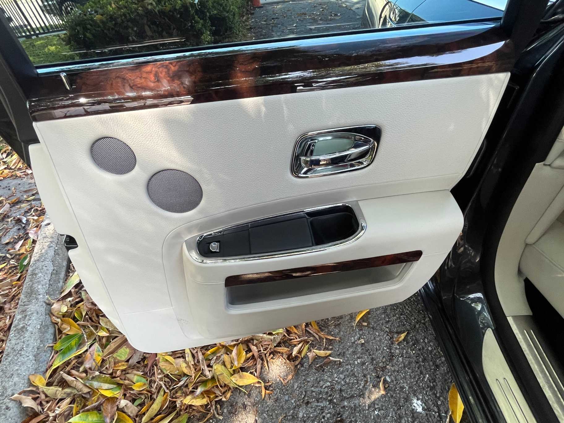 Rolls-Royce Ghost Image 51