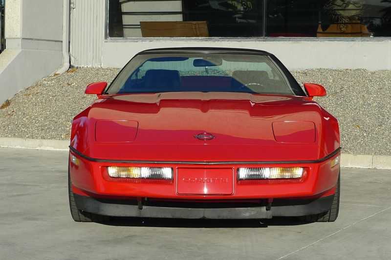 Chevrolet Corvette Image 8