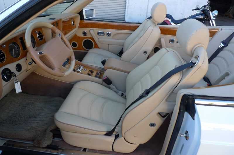 Bentley Azure Image 44