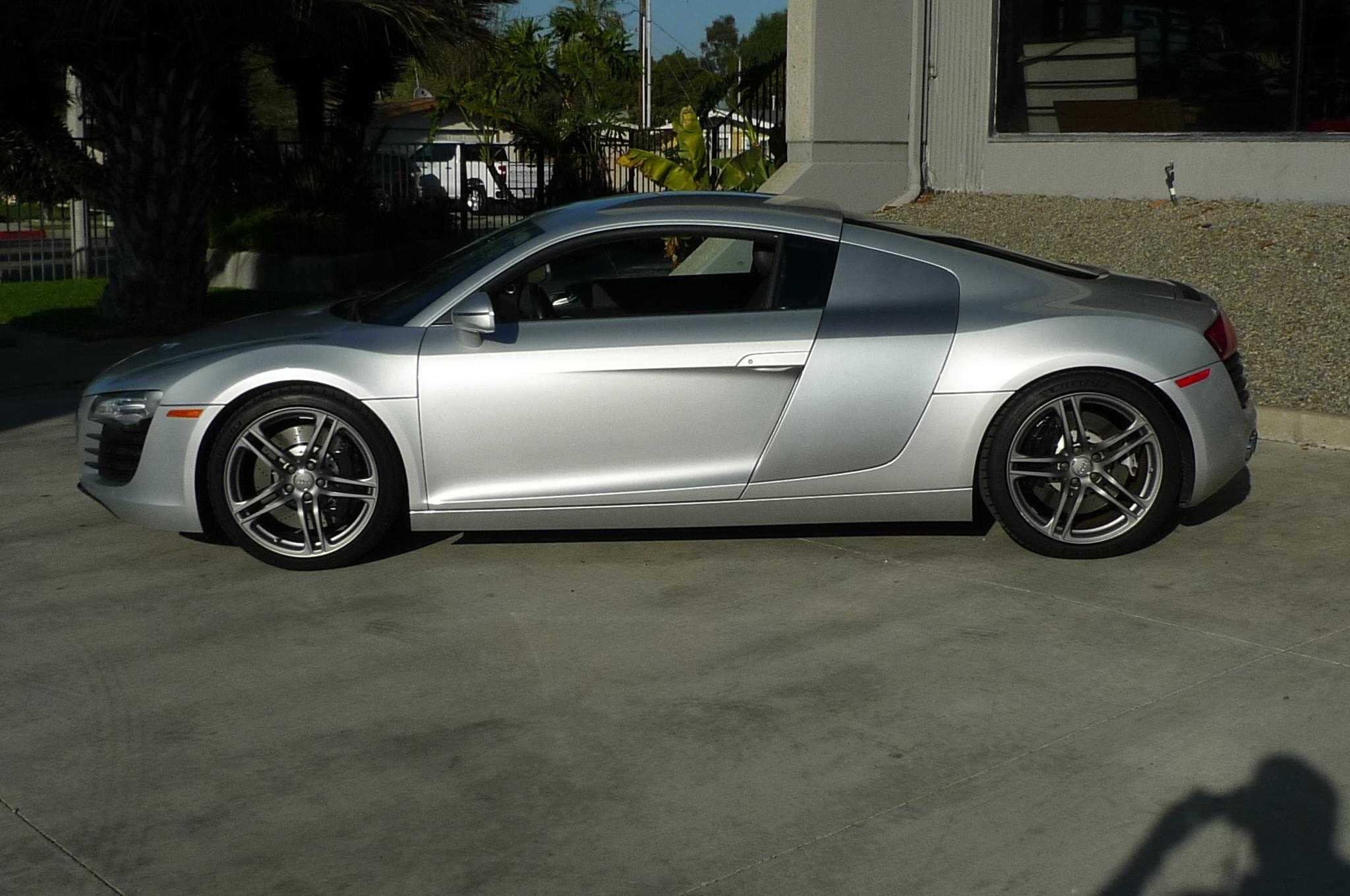 Audi R8 Image 6