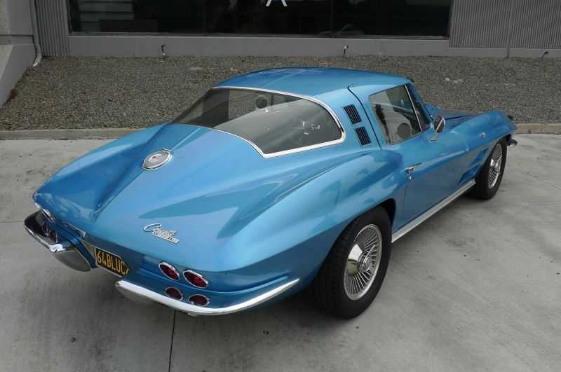 Chevrolet Corvette Image 5