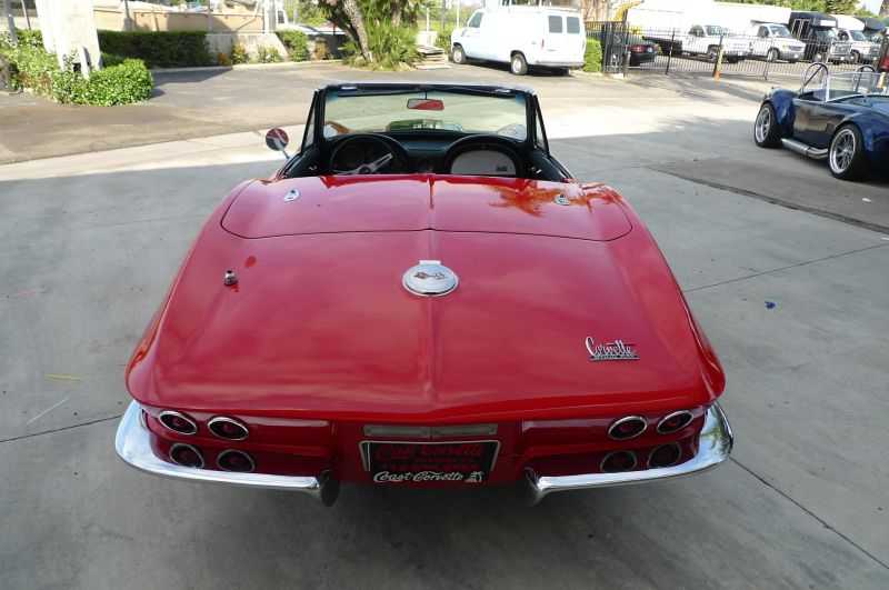 Chevrolet Corvette Image 15