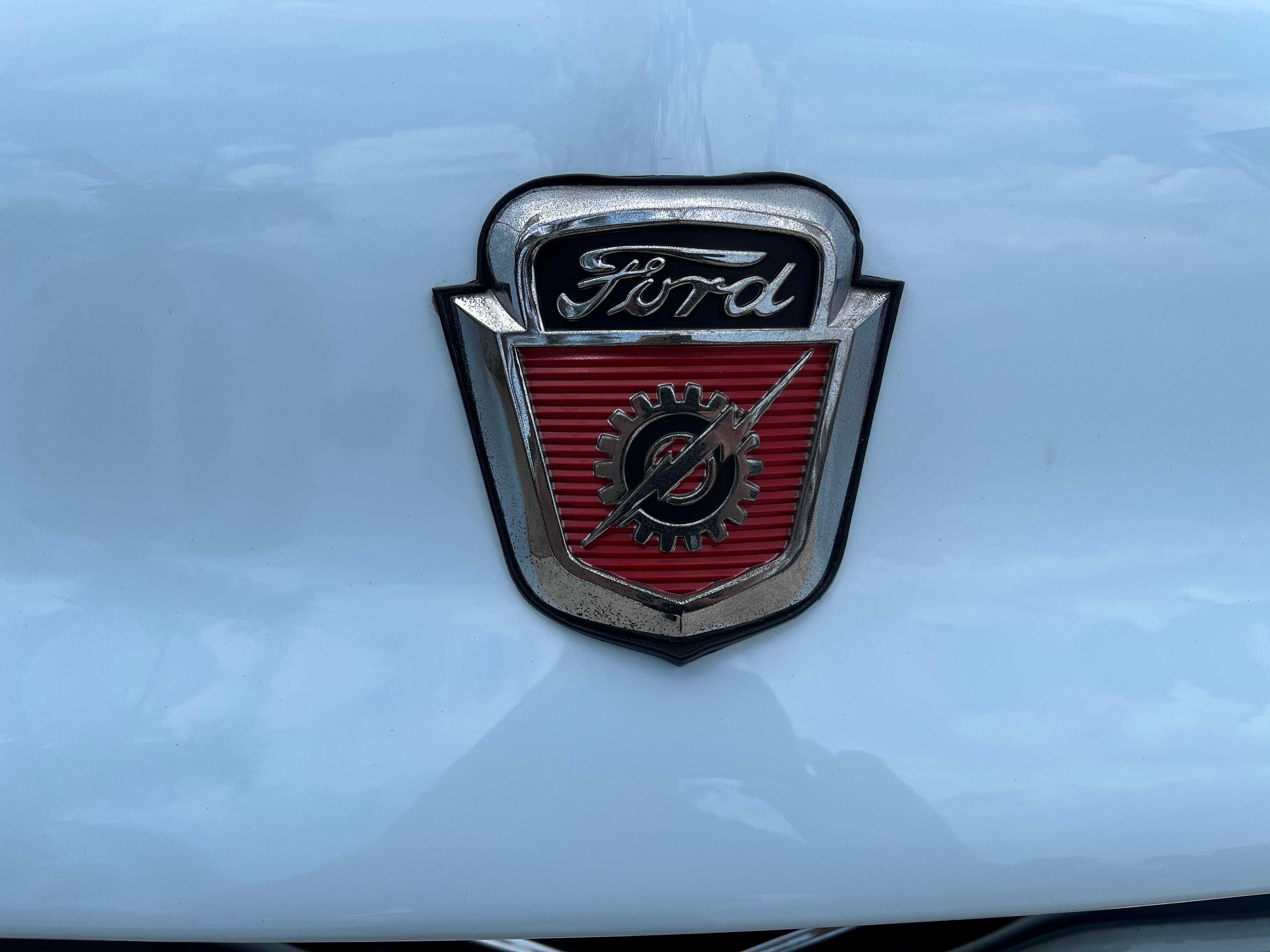 Ford F-100 Image 26