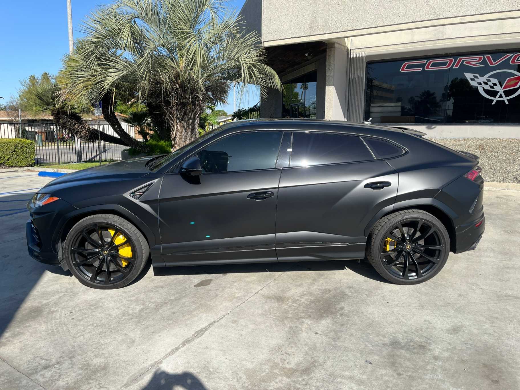 Lamborghini Urus Image 4