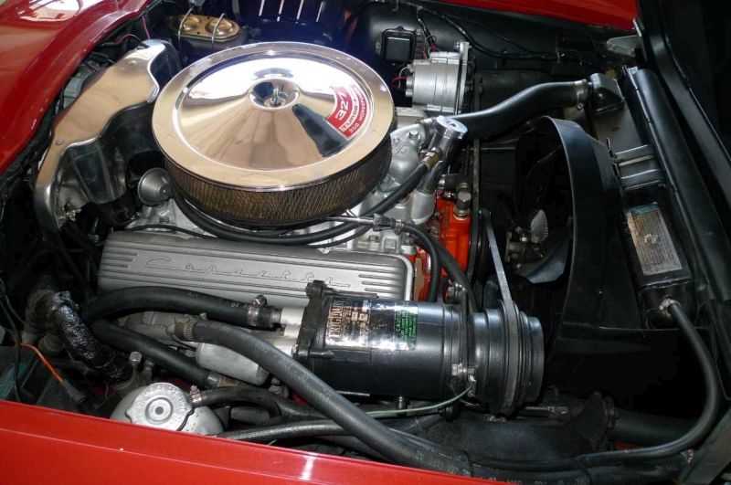 Chevrolet Corvette Image 2