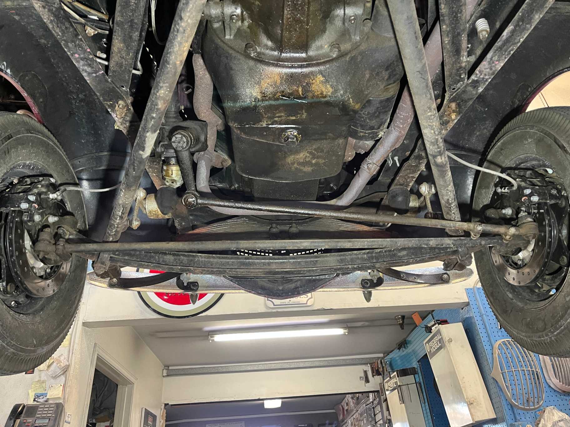 Ford pickup Image 50