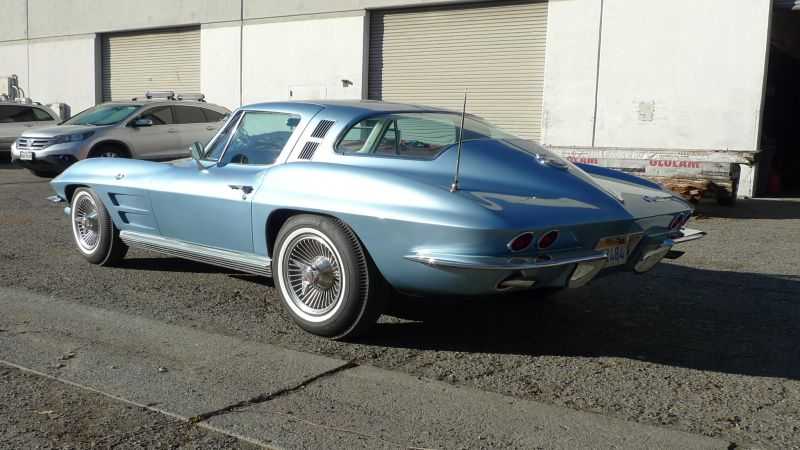 Chevrolet Corvette Image 43