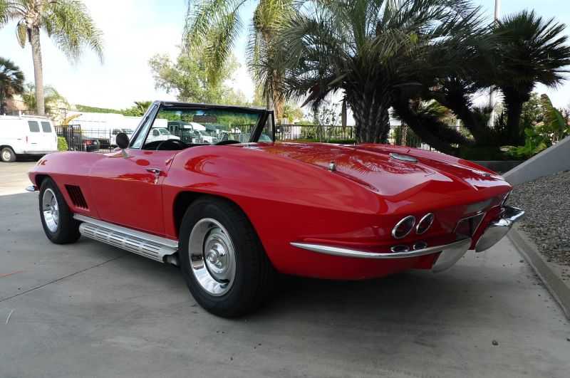 Chevrolet Corvette Image 8
