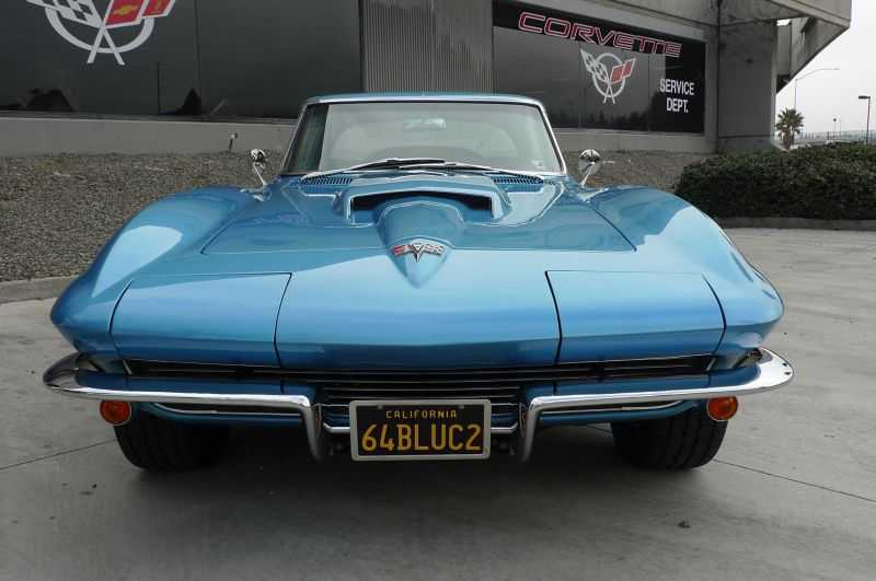 Chevrolet Corvette Image 12