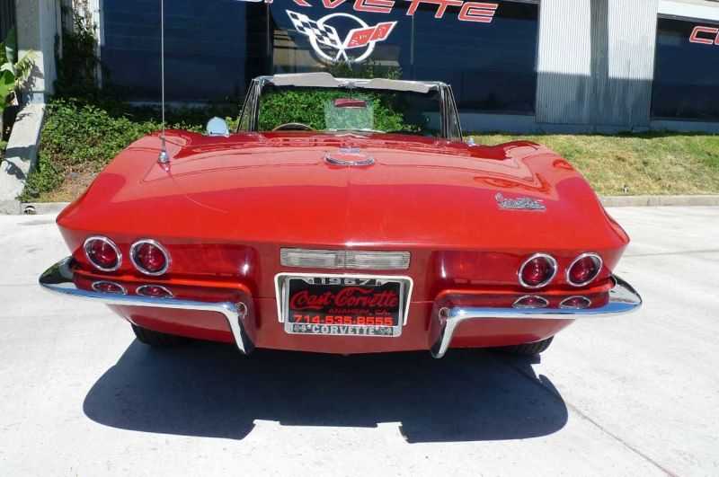 Chevrolet Corvette Image 7