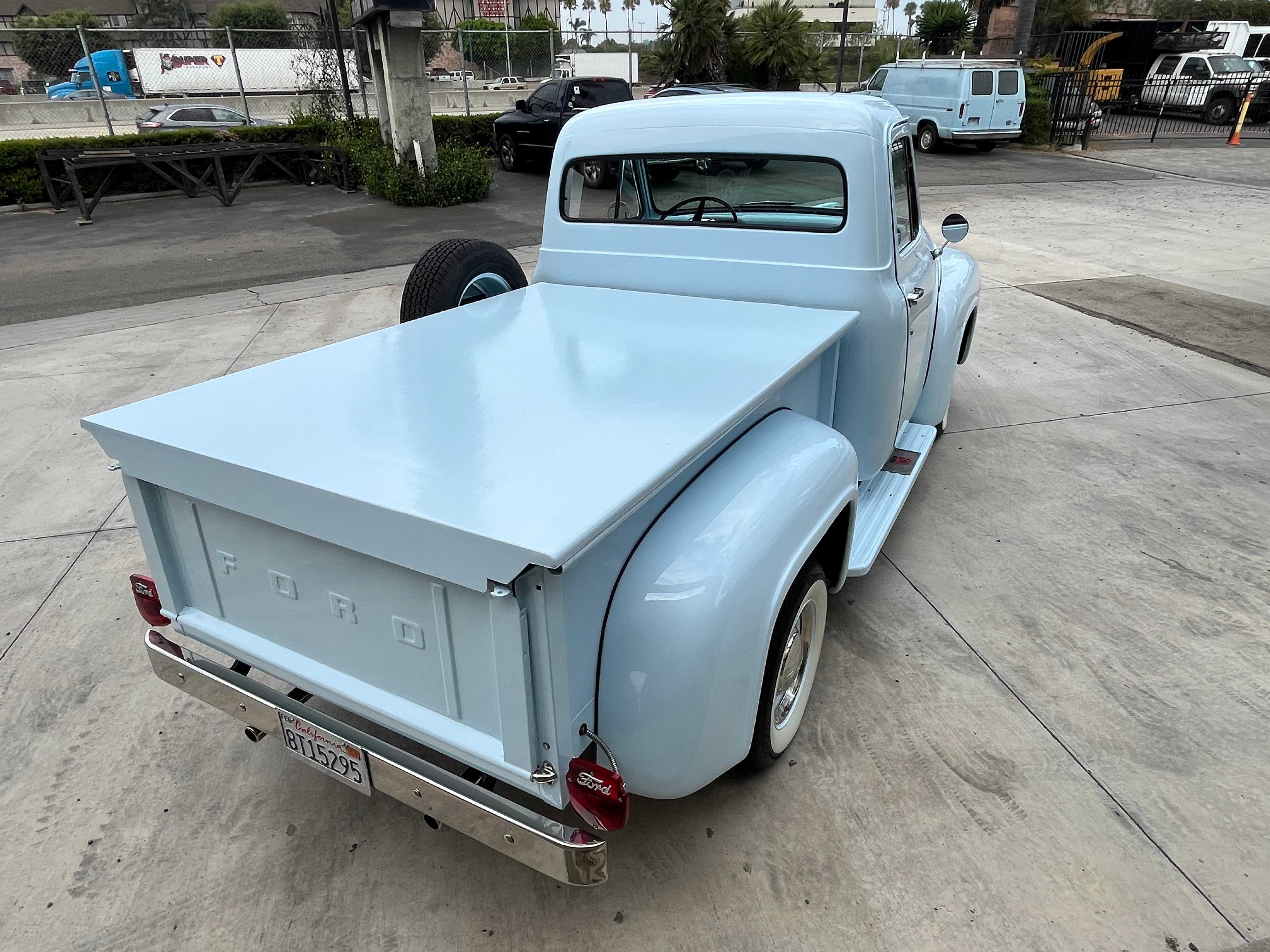 Ford F-100 Image 20