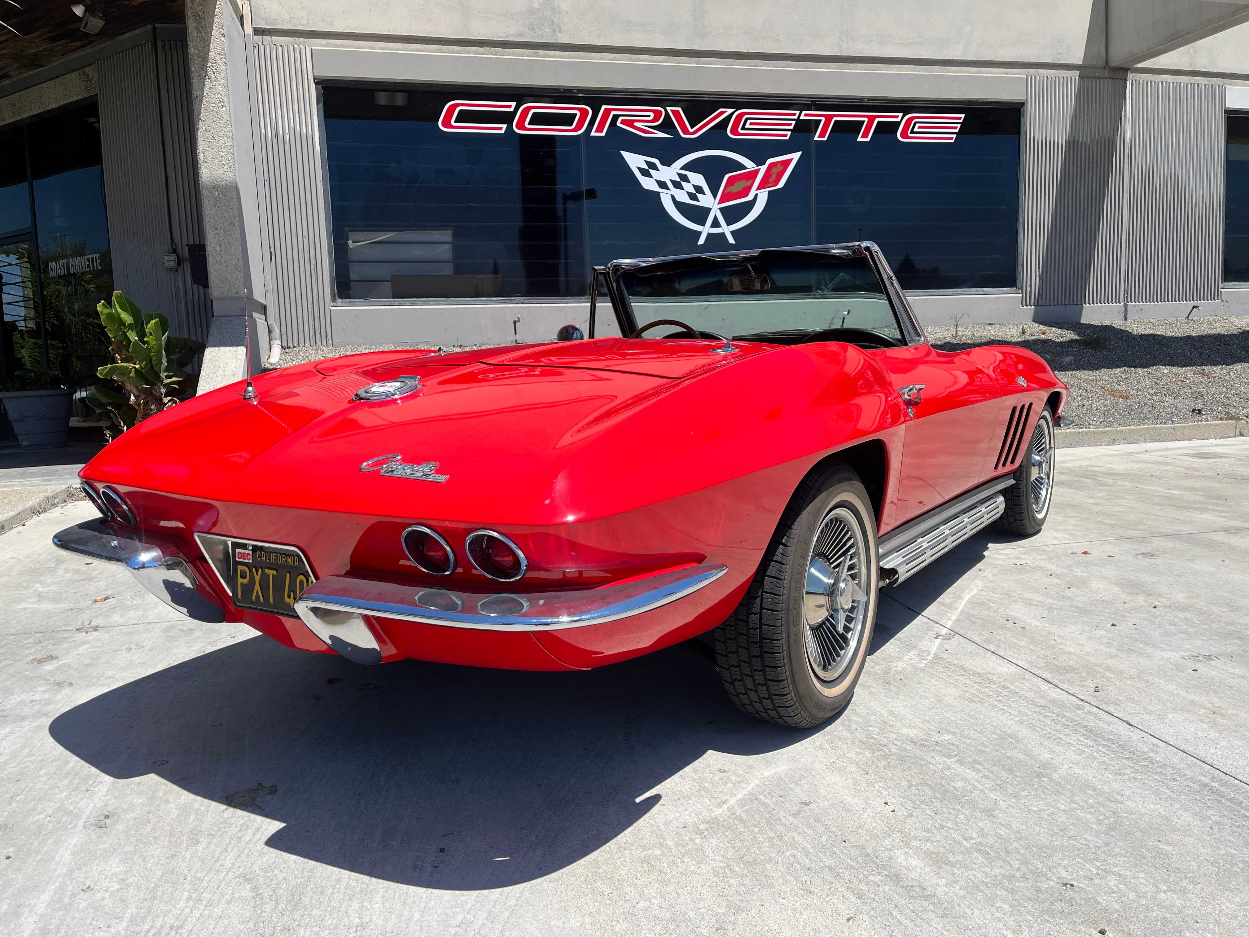 Chevrolet Corvette Image 8