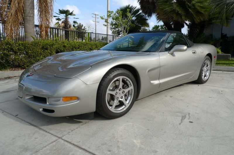 Chevrolet Corvette Image 4